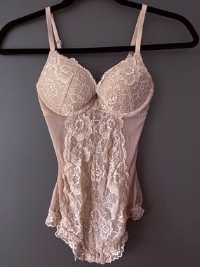 Pink Lace Bodysuit Women’s Size S Floral Lace Lingerie Style Adjustable Straps